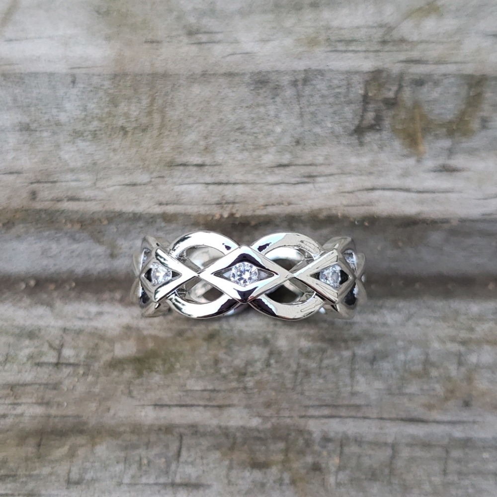 Interlacing Crystal Ring in Silver Tone - Picture 2 of 2